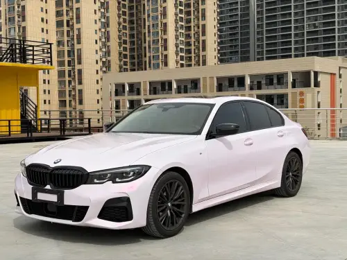BMW 3-Series, 2023