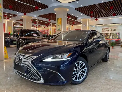 Lexus ES, 2023