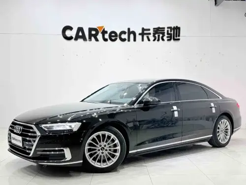 Audi A8, 2022