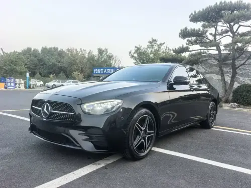 Mercedes-Benz E-Class, 2022