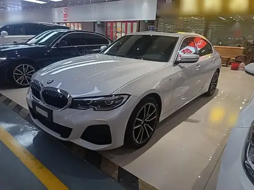 BMW 3-Series, 2021
