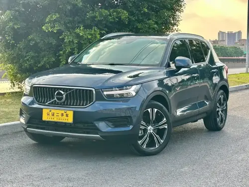 Volvo XC40, 2022