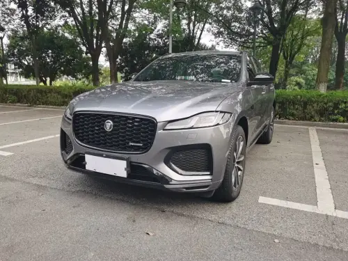 Jaguar F-PACE, 2024