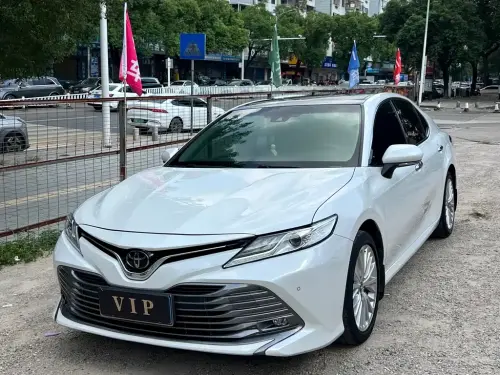 Toyota Camry, 2020