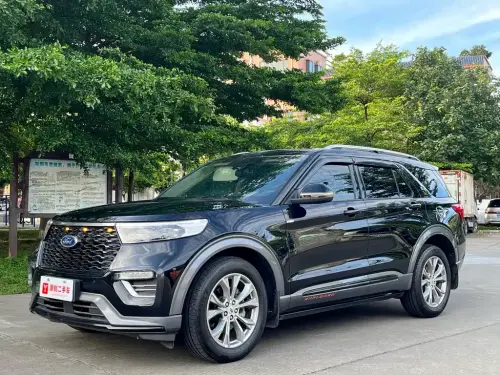 Ford Explorer, 2022