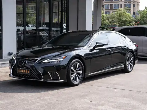 Lexus LS, 2023