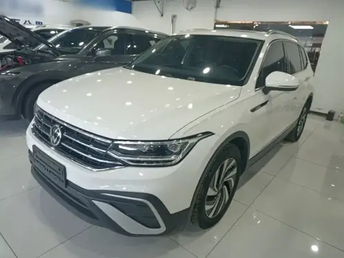 Volkswagen Tiguan, 2022