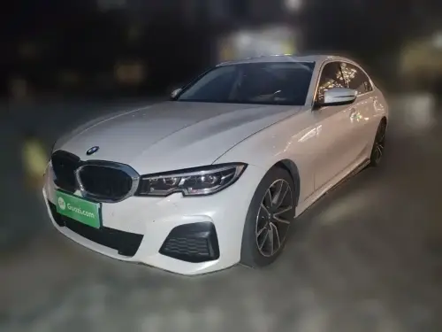 BMW 3-Series, 2022
