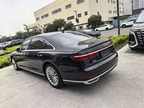 Audi A8, 2021