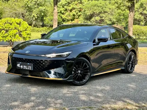 Changan UNI-V, 2025