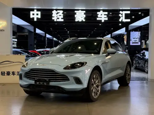 Aston Martin DBX, 2022