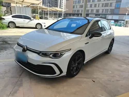 Volkswagen Golf, 2021
