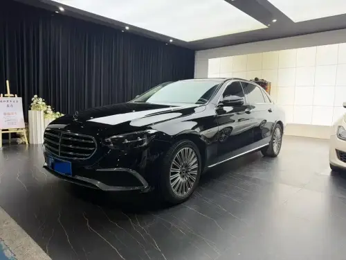 Mercedes-Benz E-Class, 2022