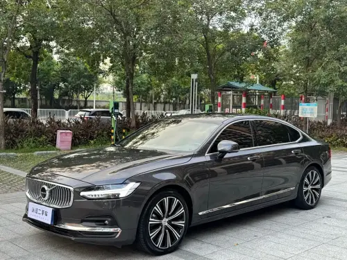 Volvo S90, 2021