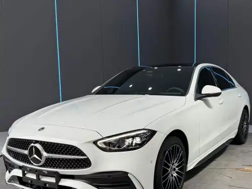 Mercedes-Benz C-Class, 2024