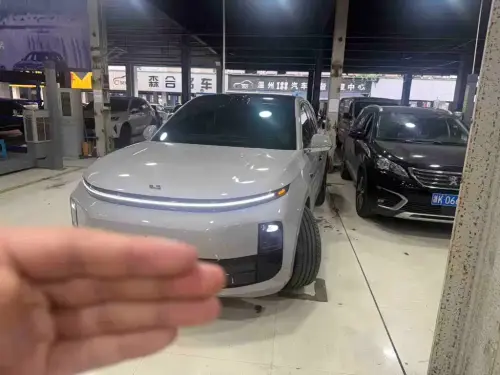 Li Auto L6, 2024