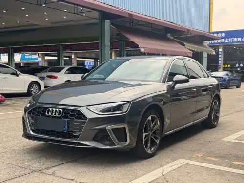 Audi A4, 2022