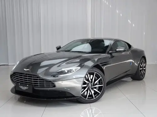 Aston Martin DB11, 2021