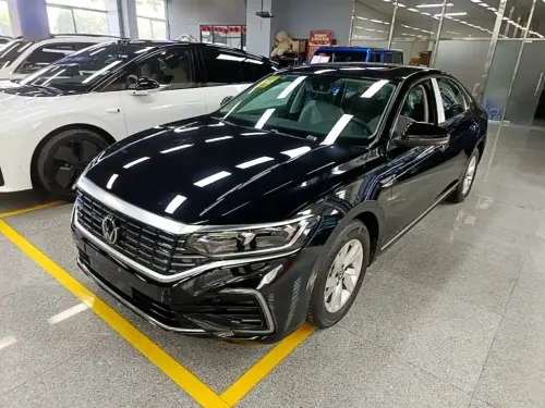 Volkswagen Passat, 2025