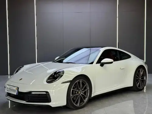 Porsche 911, 2023