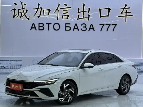Hyundai Elantra, 2024