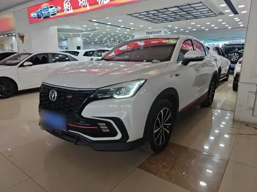 Changan CS85, 2022