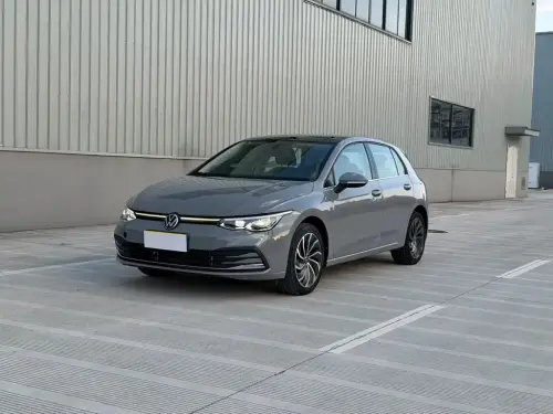 Volkswagen Golf, 2021
