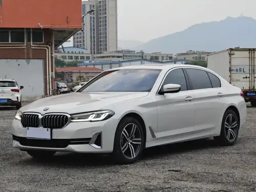 BMW 5-Series, 2023