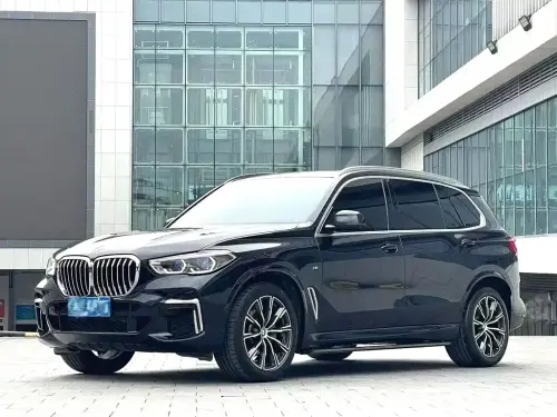 BMW X5, 2023