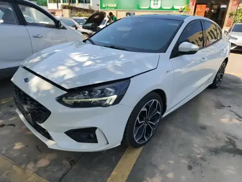 Ford Focus, 2022