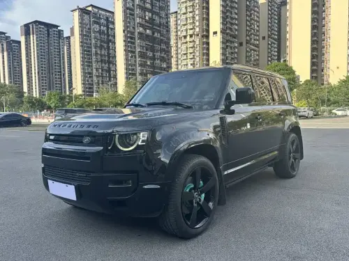 Land Rover Defender, 2022