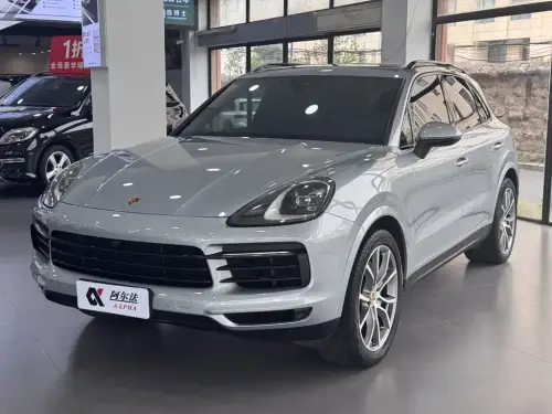 Porsche Cayenne, 2023