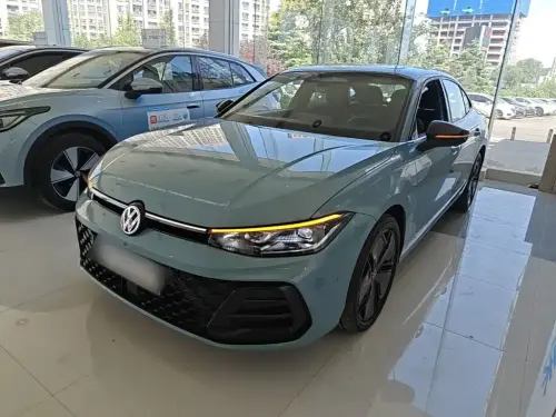 Volkswagen Passat, 2024