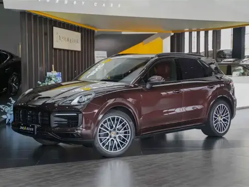Porsche Cayenne, 2023