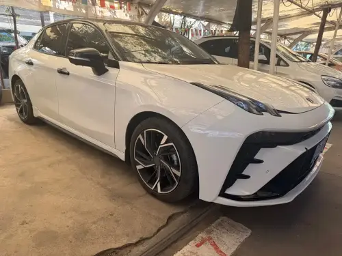 Lynk & Co 03, 2023