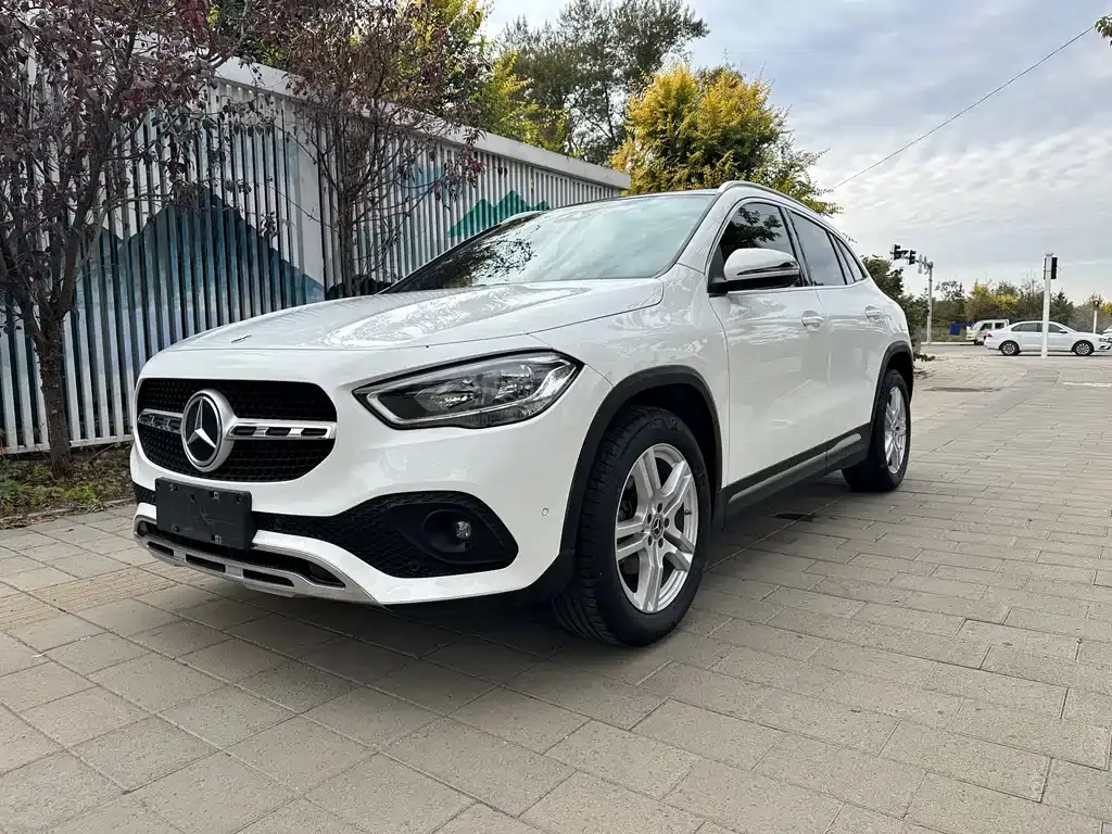 Mercedes-Benz GLA-Class, 2022