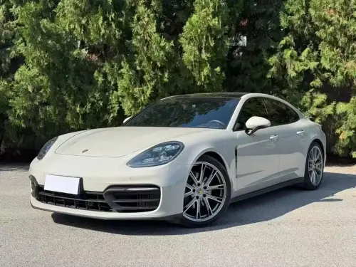 Porsche Panamera, 2022