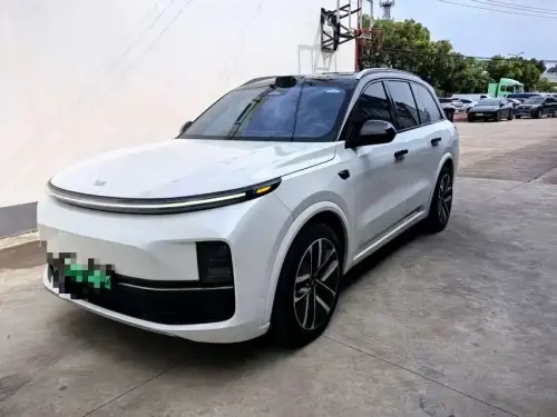 Li Auto L8, 2022
