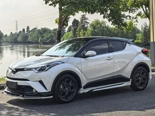 Toyota C-HR, 2021