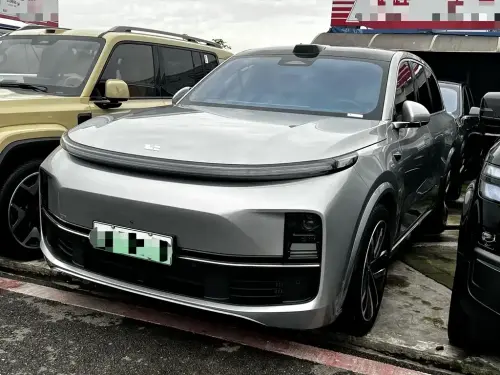 Li Auto L8, 2023