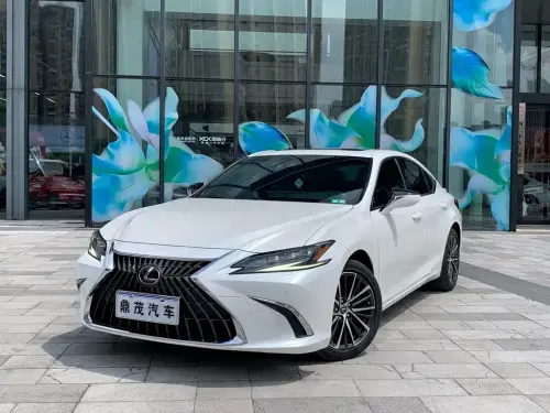Lexus ES, 2023