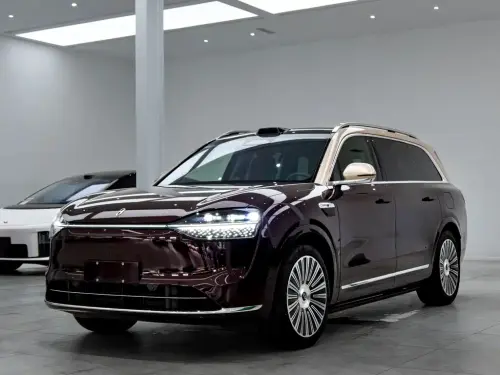 AITO M9, 2025