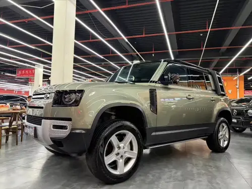 Land Rover Defender, 2020