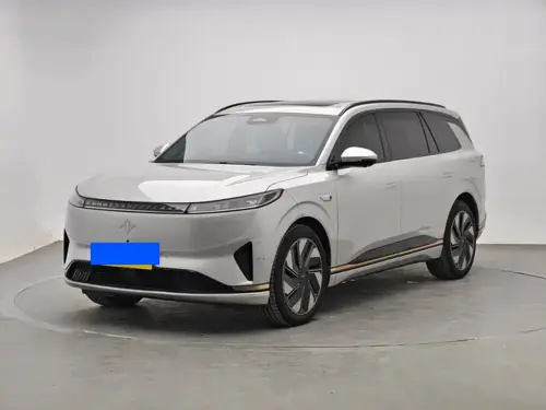 Dongfeng eπ008, 2024