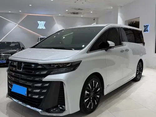 Toyota Vellfire, 2025