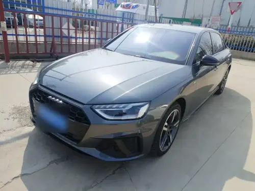 Audi A4, 2023