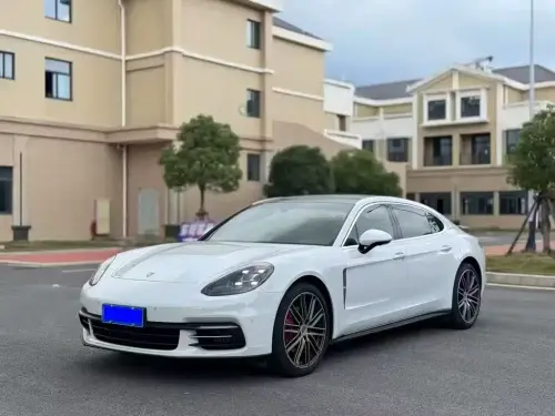 Porsche Panamera, 2020