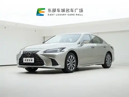 Lexus ES, 2025