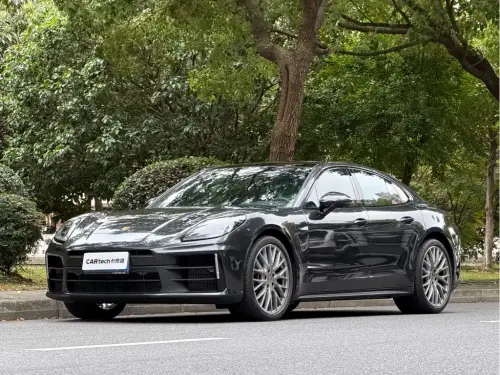 Porsche Panamera, 2025