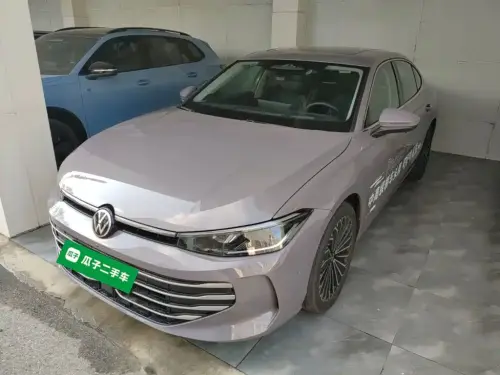 Volkswagen Passat, 2024
